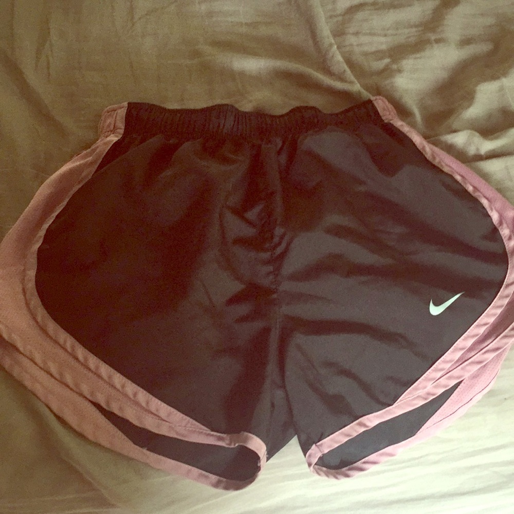 Running shorts